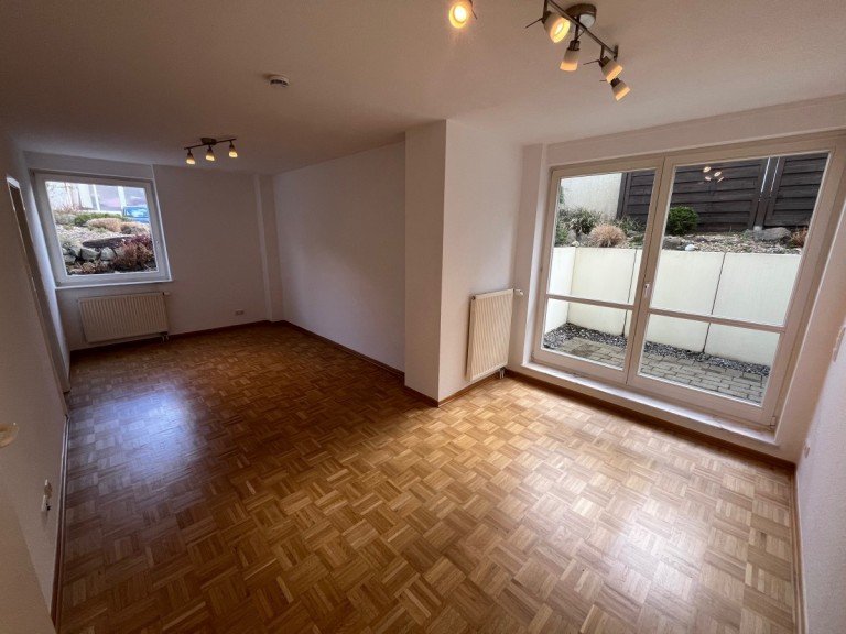 Wohnzimmer Bad Salzuflen Wohnung Direkt am Kurpark im Souterrain!