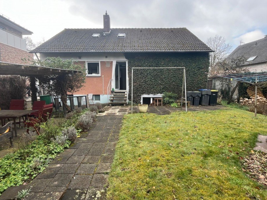 Gartenansicht Einfamilienhaus Bad Salzuflen