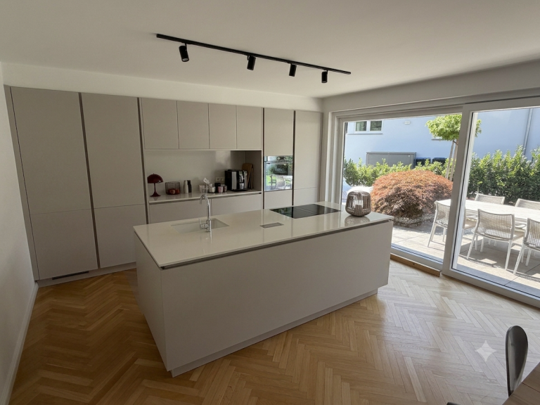 K�che Bad Salzuflen Einfamilienhaus Alles neu und mit viel Platz am Asenberg!
