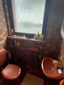G�ste-Wc EG Gepflegt, mit viel Platz und in ruhiger Lage!