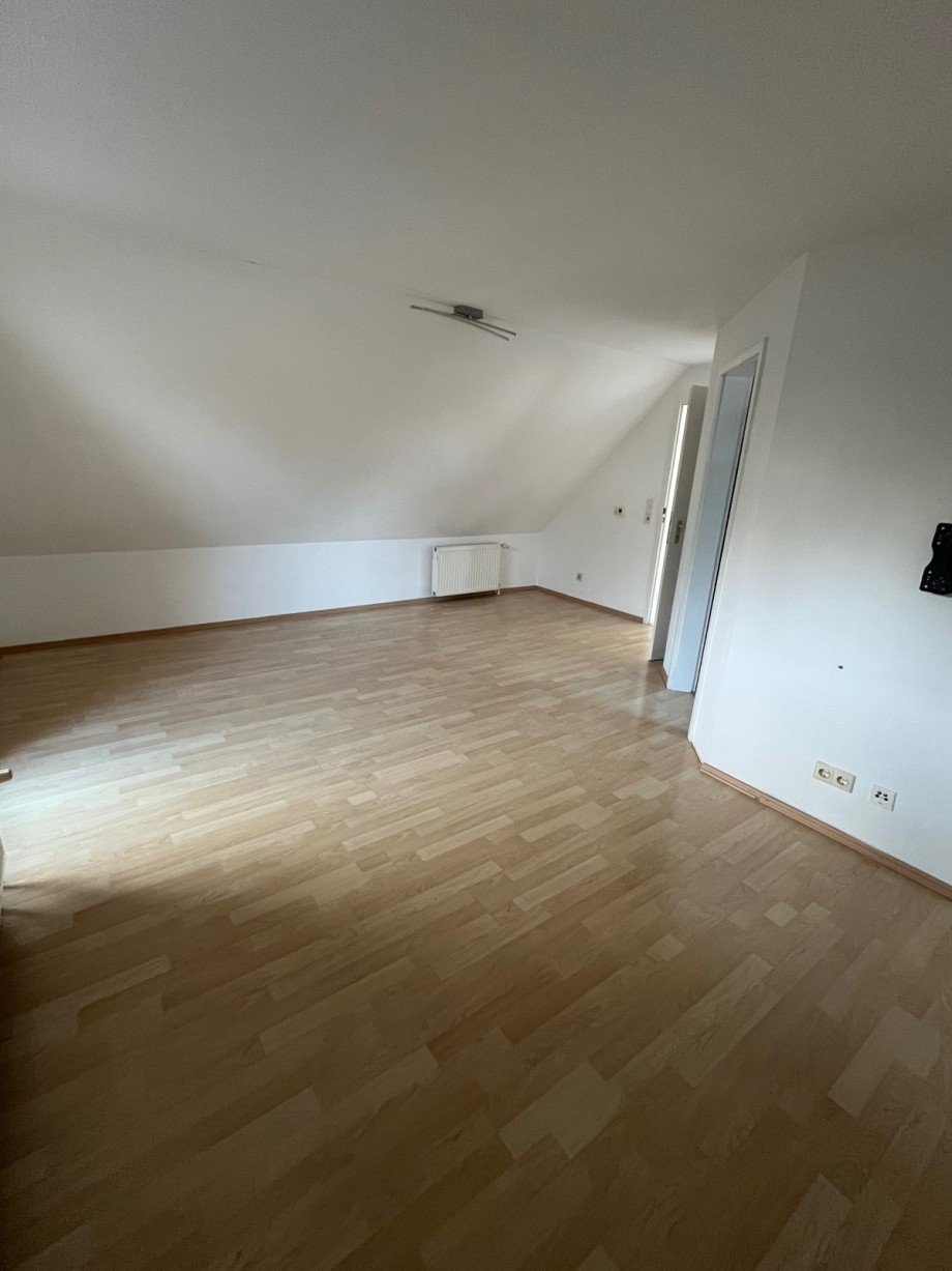Wohnung DG Mehrfamilienhaus Bad Salzuflen