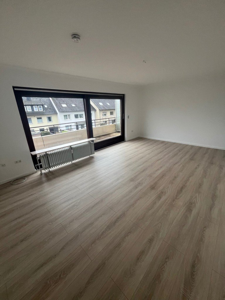 Wohnzimmer Bad Salzuflen Wohnung Renovierte 2-Zi-Wohnung mit EBK!
