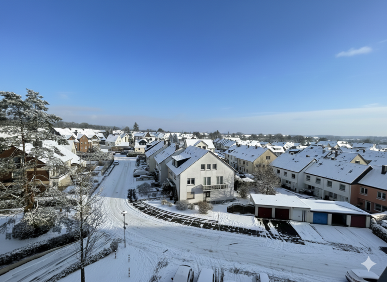 Haus 1 Bad Salzuflen Wohnung ETW mit Weitsicht in gepflegtem Mehrfamilienhaus!